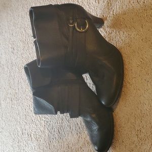 St John's bay black heeled boots